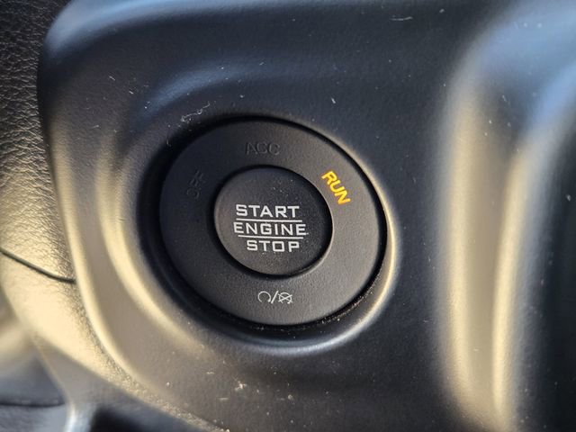 Certified 2022 Jeep Wrangler Unlimited Sahara image 22