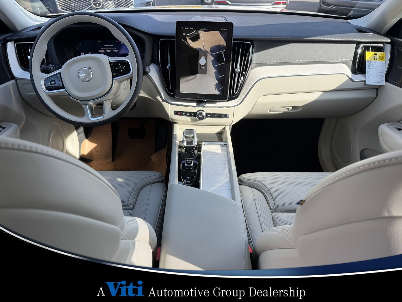 Used 2026 Volvo XC60 B5 Ultra w/ Protection Package Premier image 2