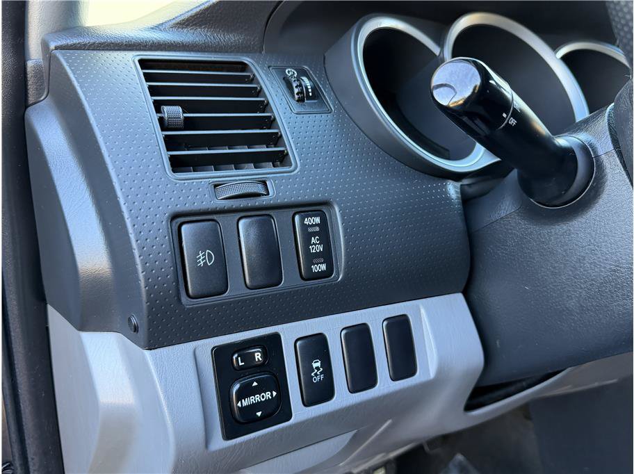 Used 2015 Toyota Tacoma PreRunner w/ TRD Sport Package RWD image 15