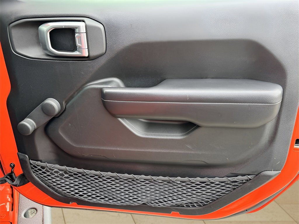 Used 2019 Jeep Wrangler Sport image 17