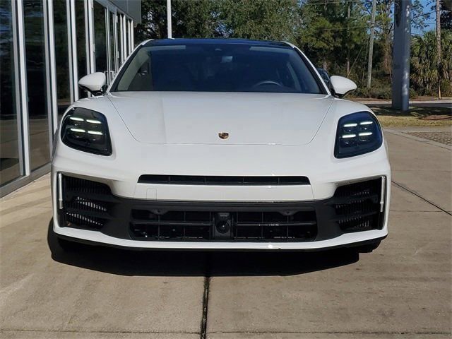 Certified 2025 Porsche Panamera image 6
