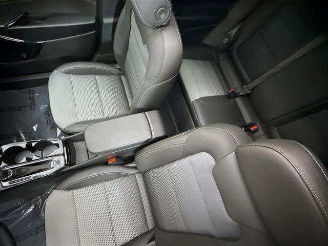 New 2026 Chevrolet Trax LT w/ Sunroof Package image 22