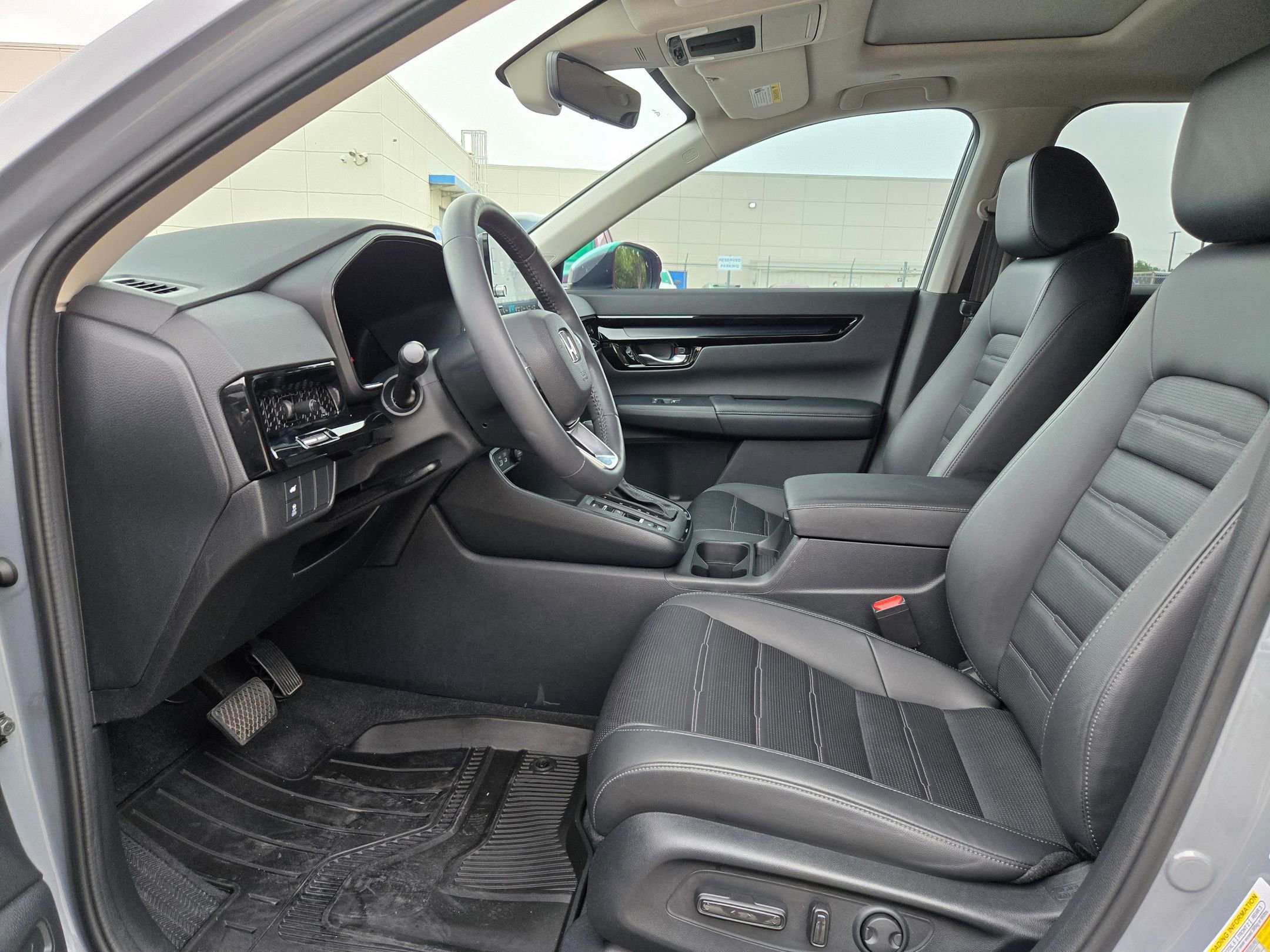 Used 2024 Honda CR-V EX-L image 9