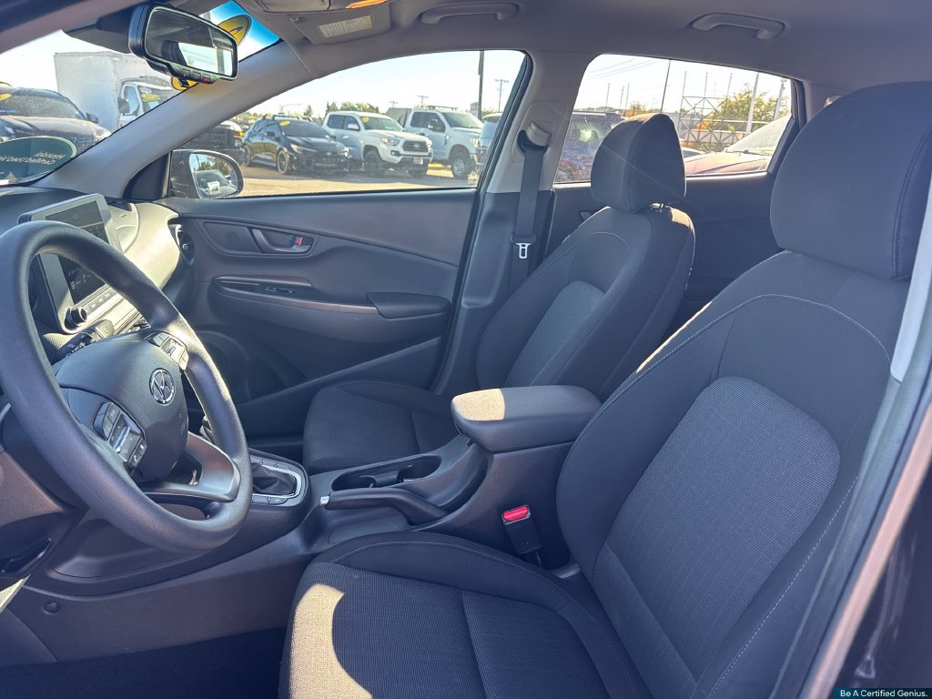 Certified 2023 Hyundai Kona SEL AWD/4WD image 29