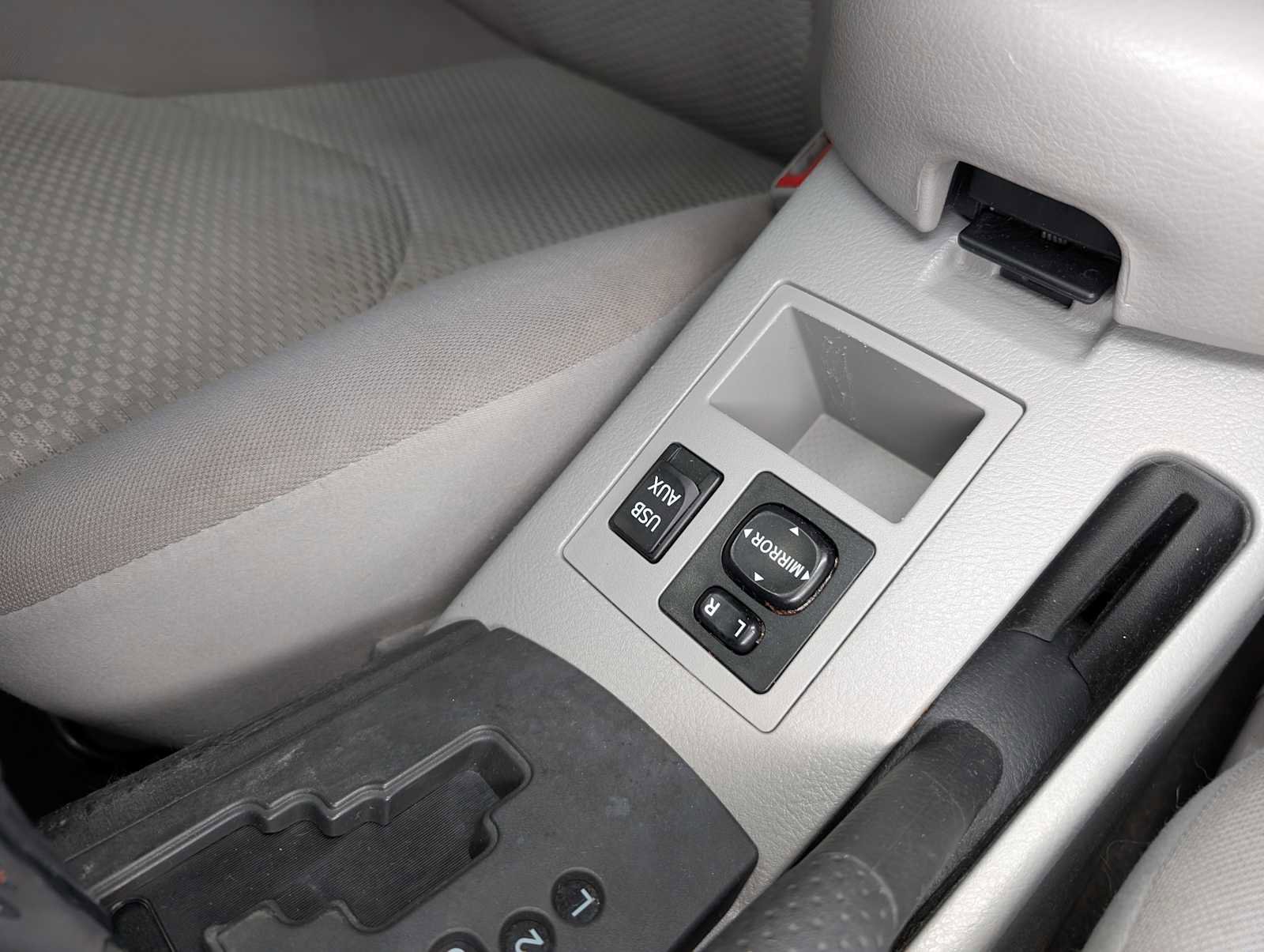 Used 2012 Toyota RAV4 4WD w/ Upgrade Value Pkg image 26