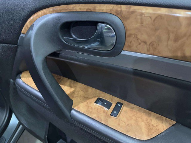 Used 2011 Buick Enclave CX image 48