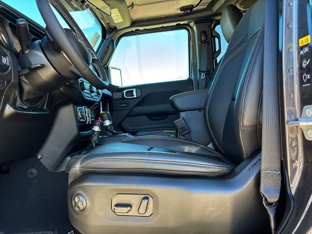 New 2025 Jeep Wrangler Sahara w/ Safety Group image 9