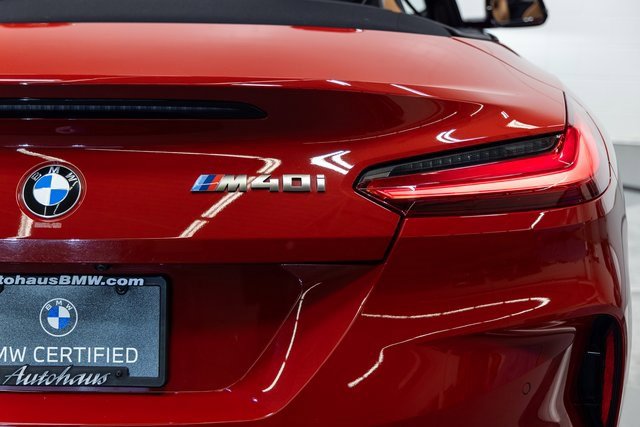 Certified 2022 BMW Z4 M40i w/ Premium Package image 8