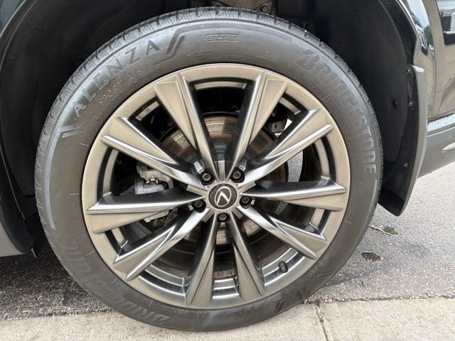 Used 2023 Lexus RX 350 F Sport w/ Accessory Package AWD/4WD image 39