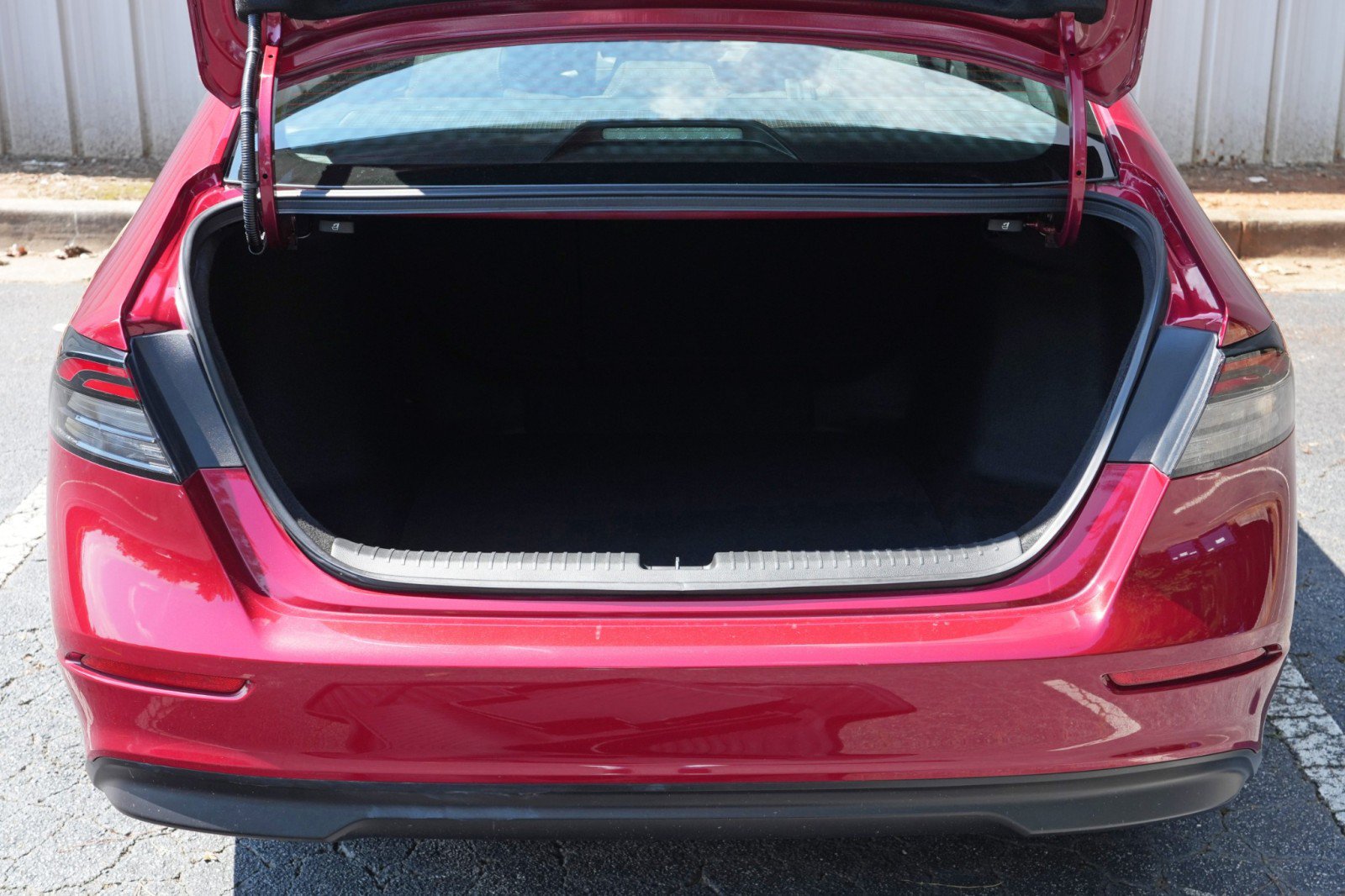 Used 2023 Honda Accord Sport image 9