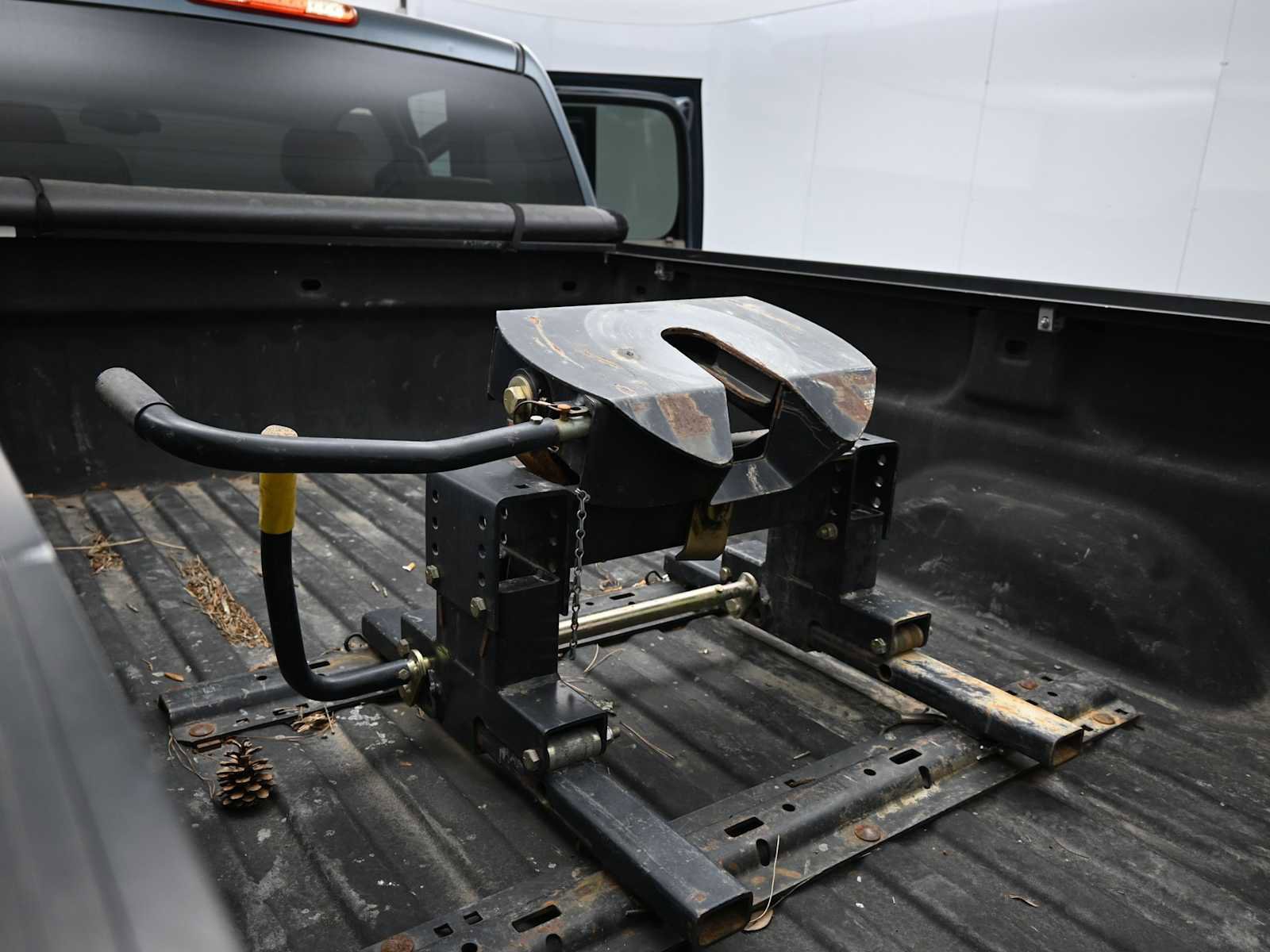 Used 2012 Chevrolet Silverado 3500 LTZ image 23