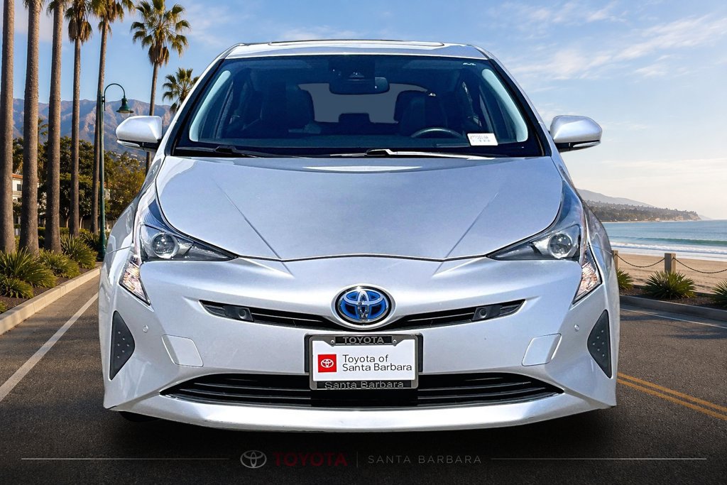 Used 2016 Toyota Prius Four w/ Advanced Technology Package FWD image 2