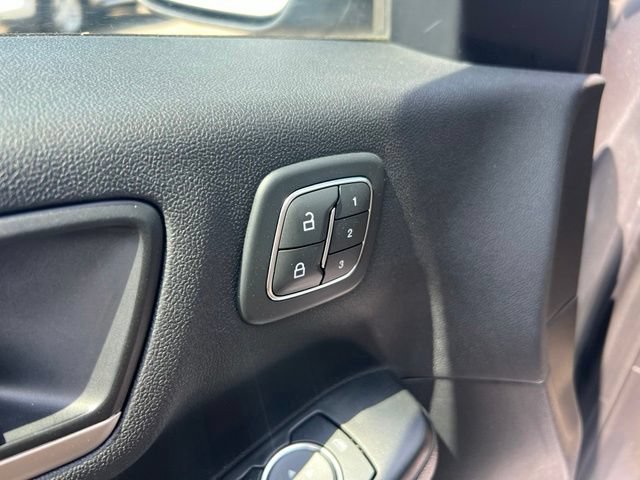 Certified 2022 Ford Escape SEL w/ Technology Package FWD image 7