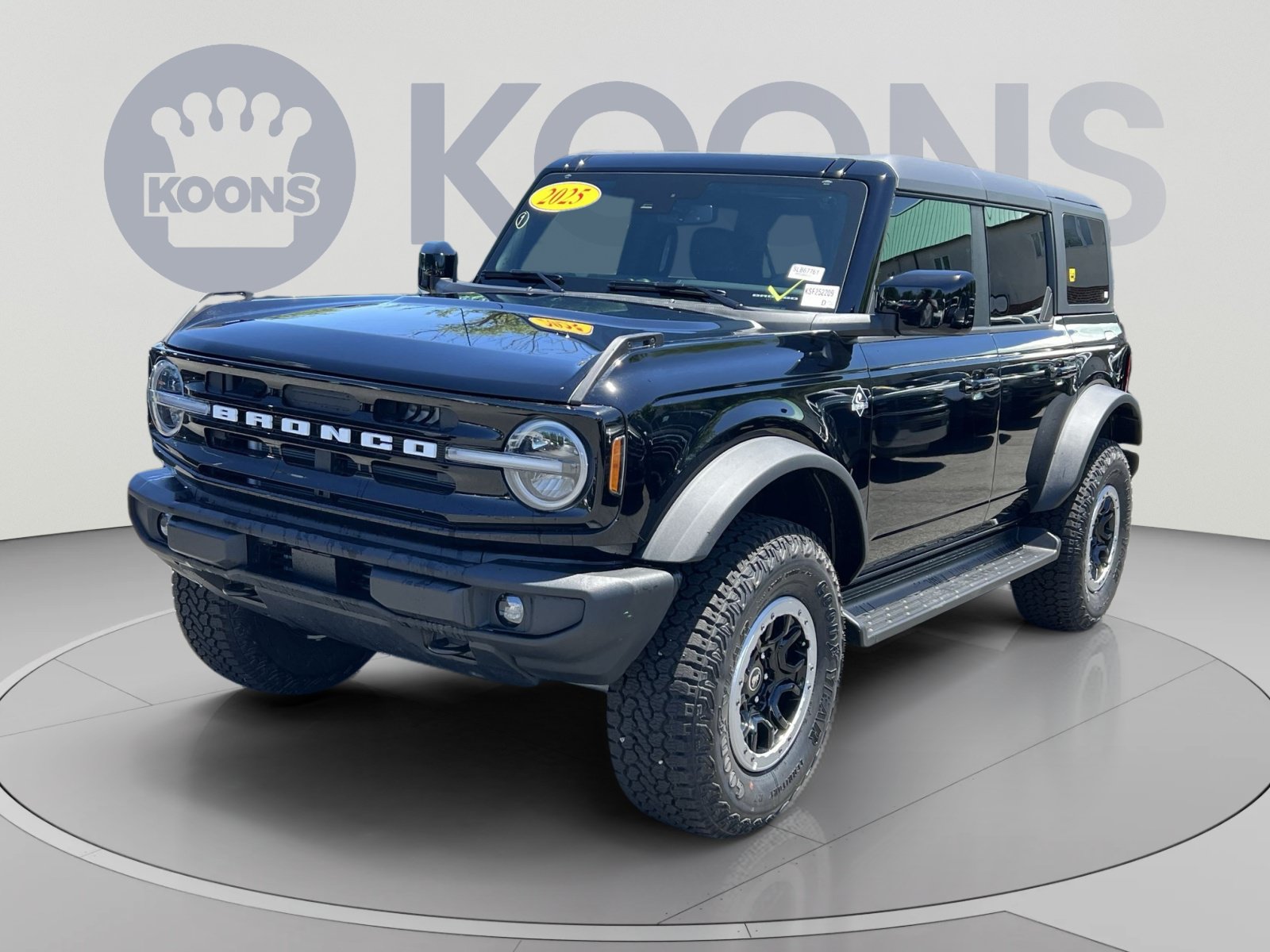 New 2025 Ford Bronco Outer Banks w/ Sasquatch Package AWD/4WD image 5