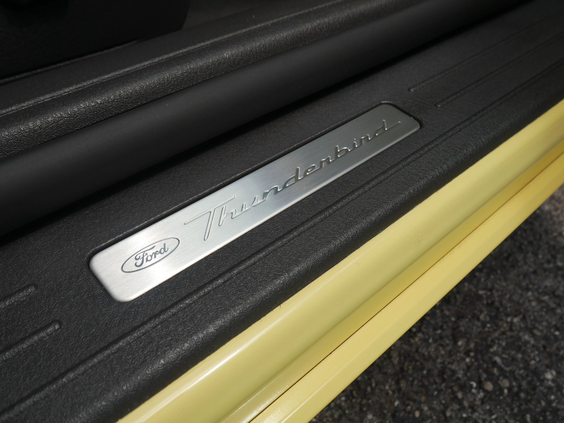 Used 2002 Ford Thunderbird RWD image 74