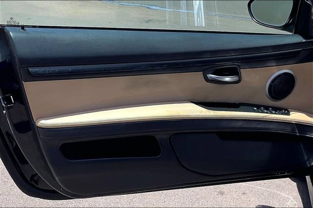 Used 2013 BMW M3 Convertible RWD image 22