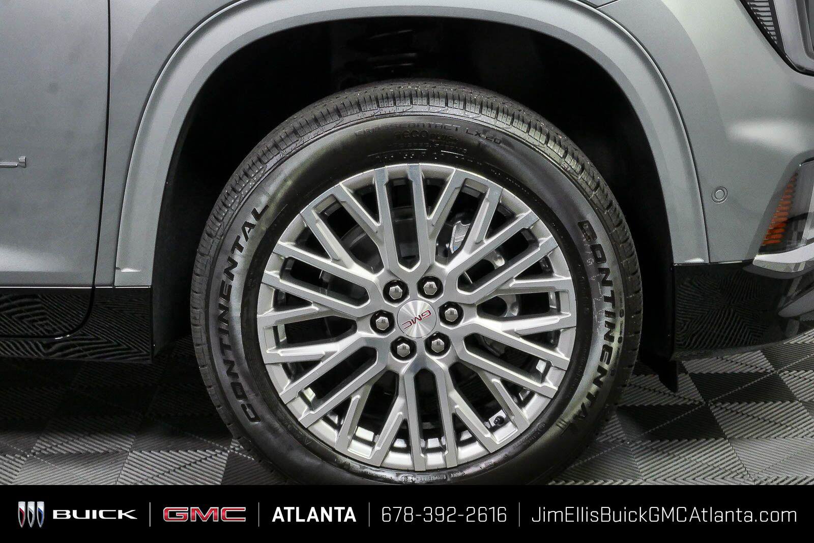New 2026 GMC Acadia Denali w/ Super Cruise Package FWD image 41