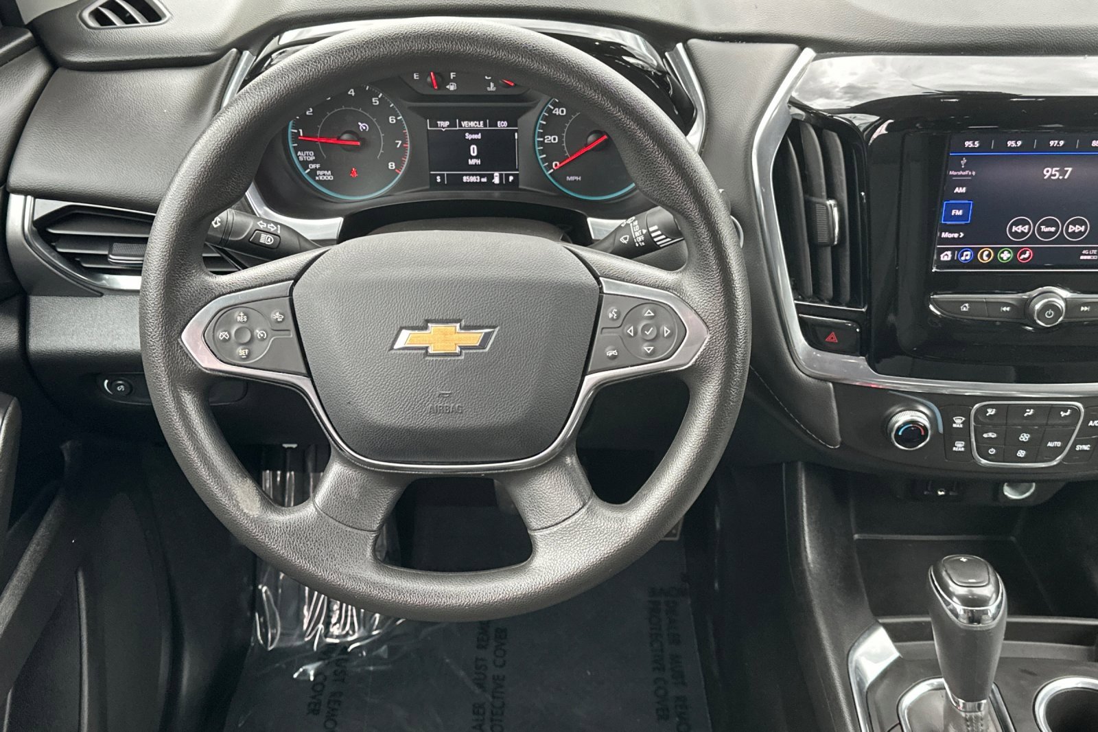 Used 2020 Chevrolet Traverse LS image 17