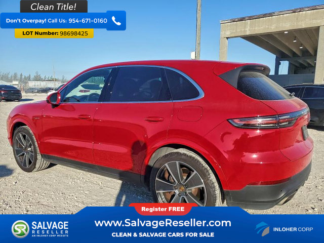 Used 2021 Porsche Cayenne E-Hybrid image 3