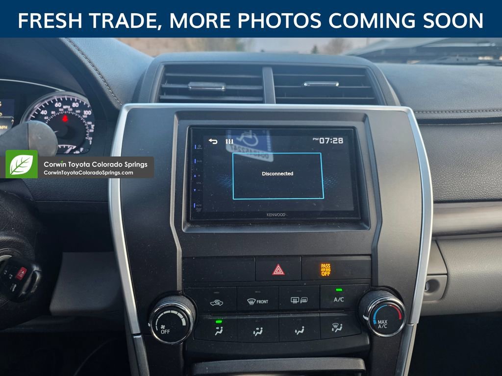 Used 2017 Toyota Camry LE FWD image 11