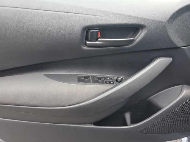 Certified 2025 Toyota Corolla LE FWD image 13