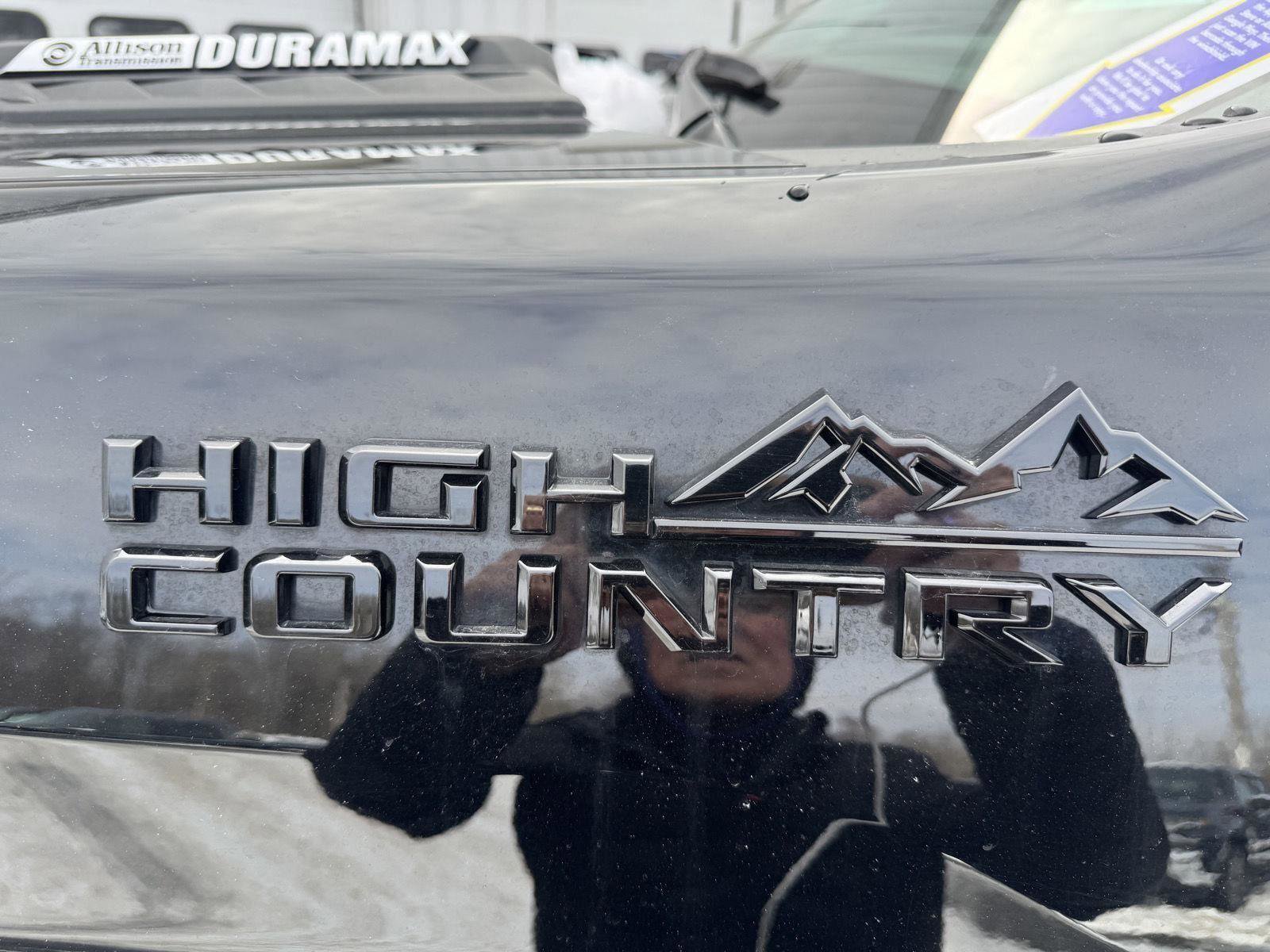 Used 2025 Chevrolet Silverado 2500 High Country w/ High Country Premium Package image 31