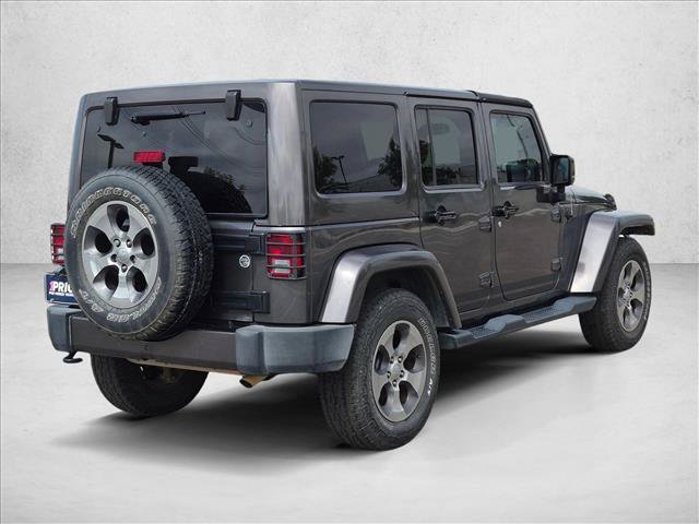 Used 2016 Jeep Wrangler Unlimited Sahara w/ Connectivity Group AWD/4WD image 4