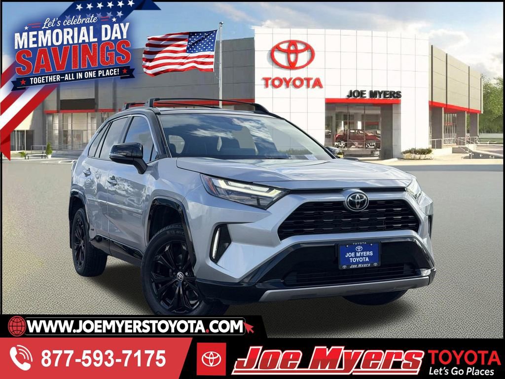 Used 2025 Toyota RAV4 XSE AWD/4WD video 1