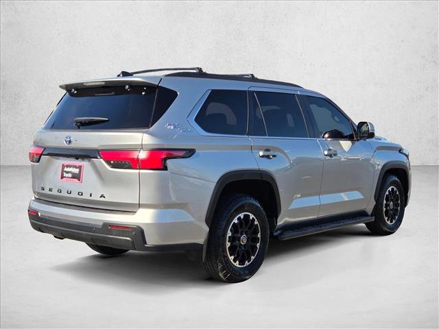 Used 2024 Toyota Sequoia SR5 w/ SR5 Premium Package AWD/4WD image 5
