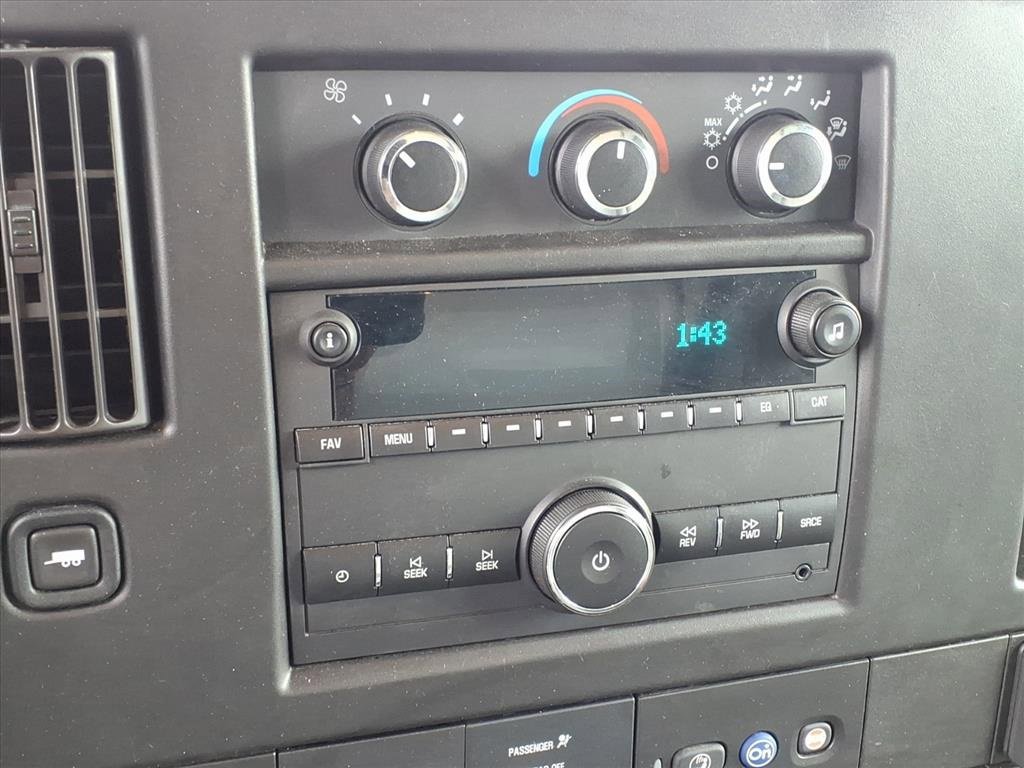 Used 2022 GMC Savana 3500 Extended w/ Power Convenience Package image 8