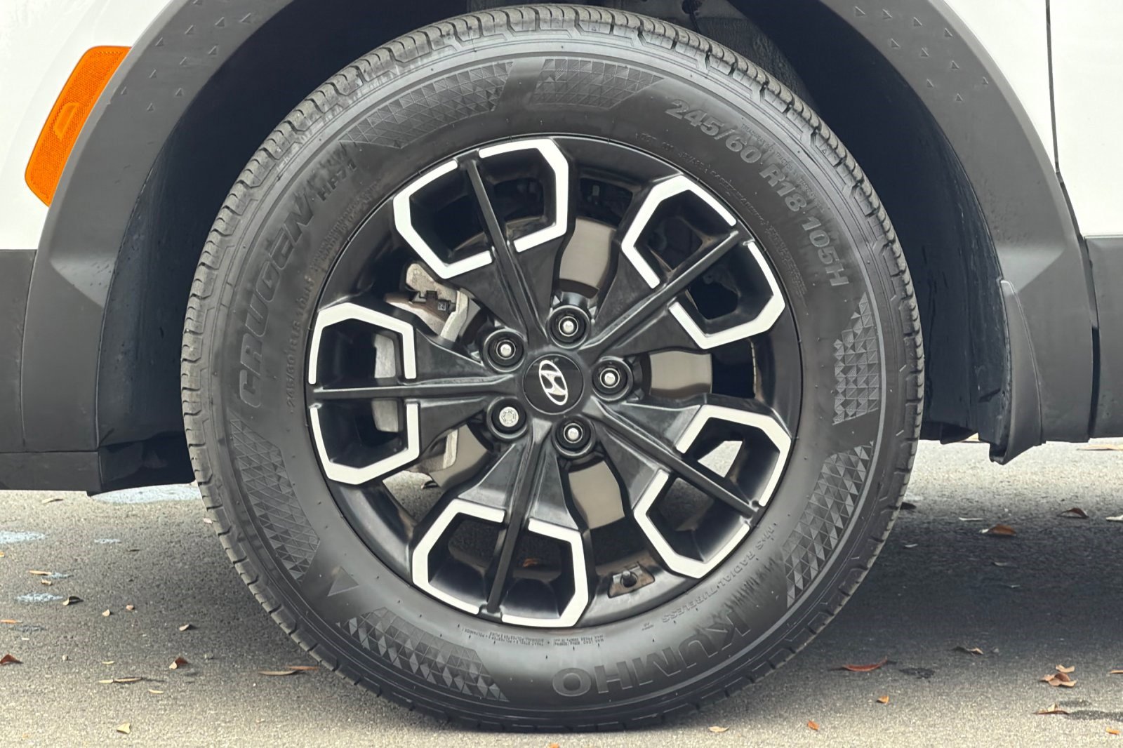 Used 2024 Hyundai Santa Cruz SEL w/ Activity Package image 36