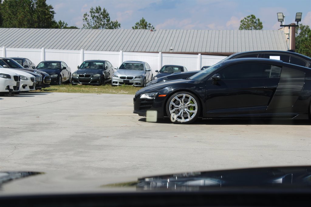 Used 2015 BMW 750Li xDrive image 23