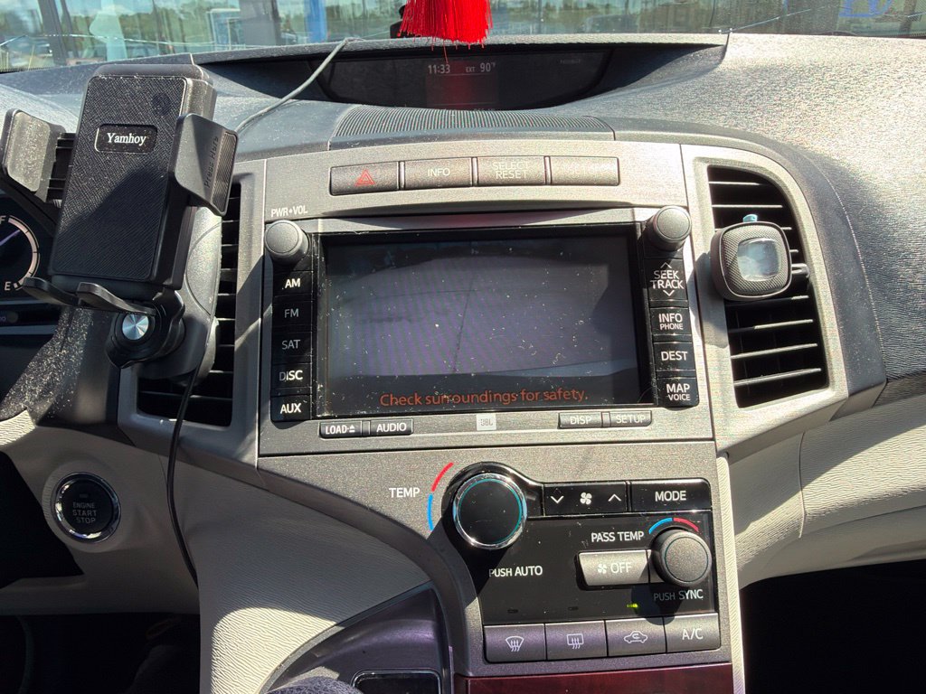 Used 2012 Toyota Venza XLE FWD image 11