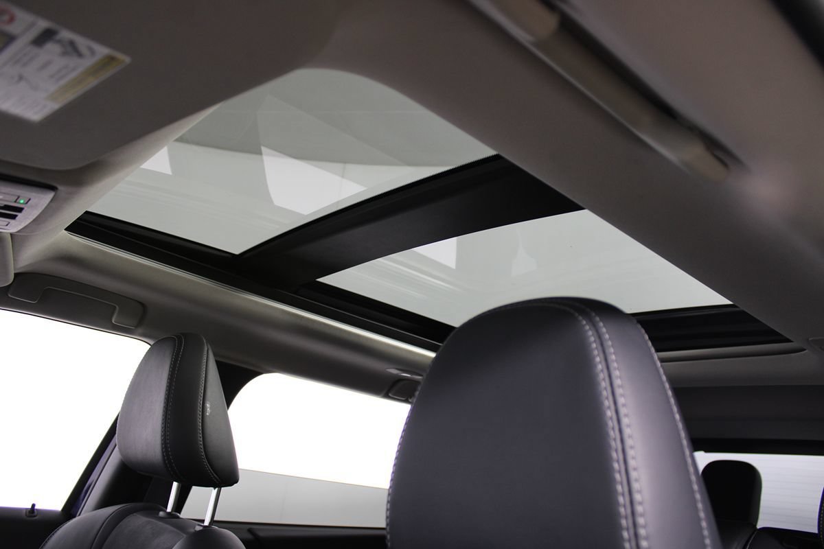 Used 2024 Mitsubishi Outlander SE Black Edition FWD image 37