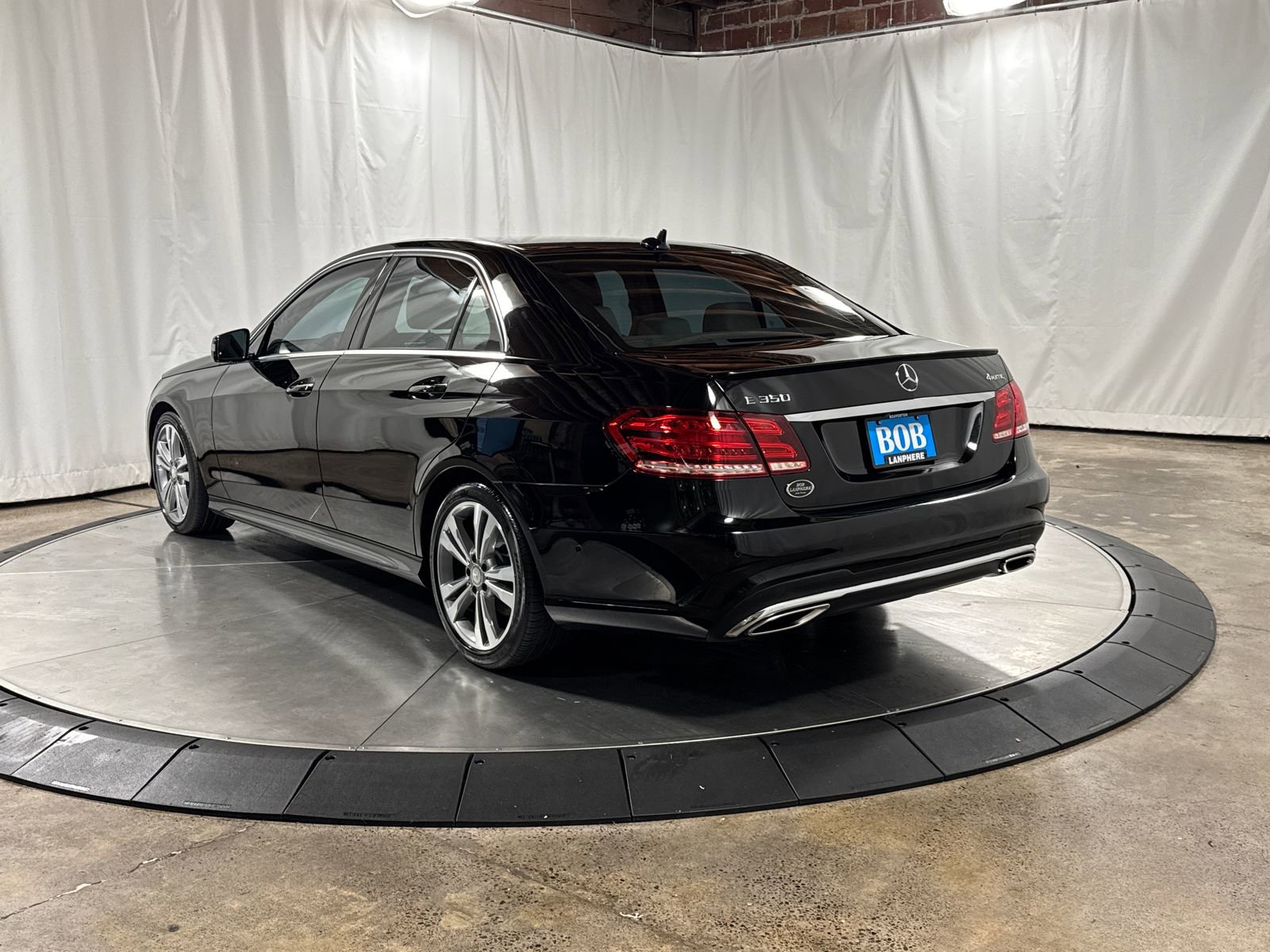 Used 2014 Mercedes-Benz E 350 4MATIC Sedan image 14