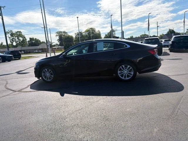 Used 2018 Chevrolet Malibu LT FWD image 16