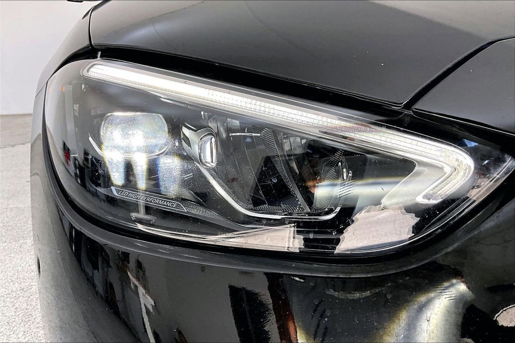 Used 2024 Mercedes-Benz C 300 Sedan image 39