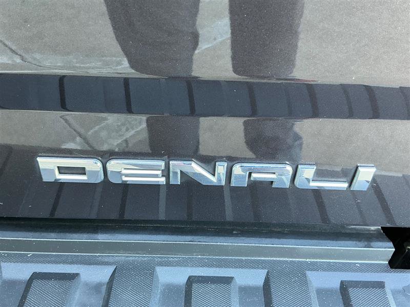 Used 2015 GMC Sierra 1500 Denali RWD image 22