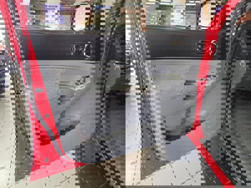 Used 2007 Toyota Tacoma PreRunner w/ SR5 Pkg #2 image 7