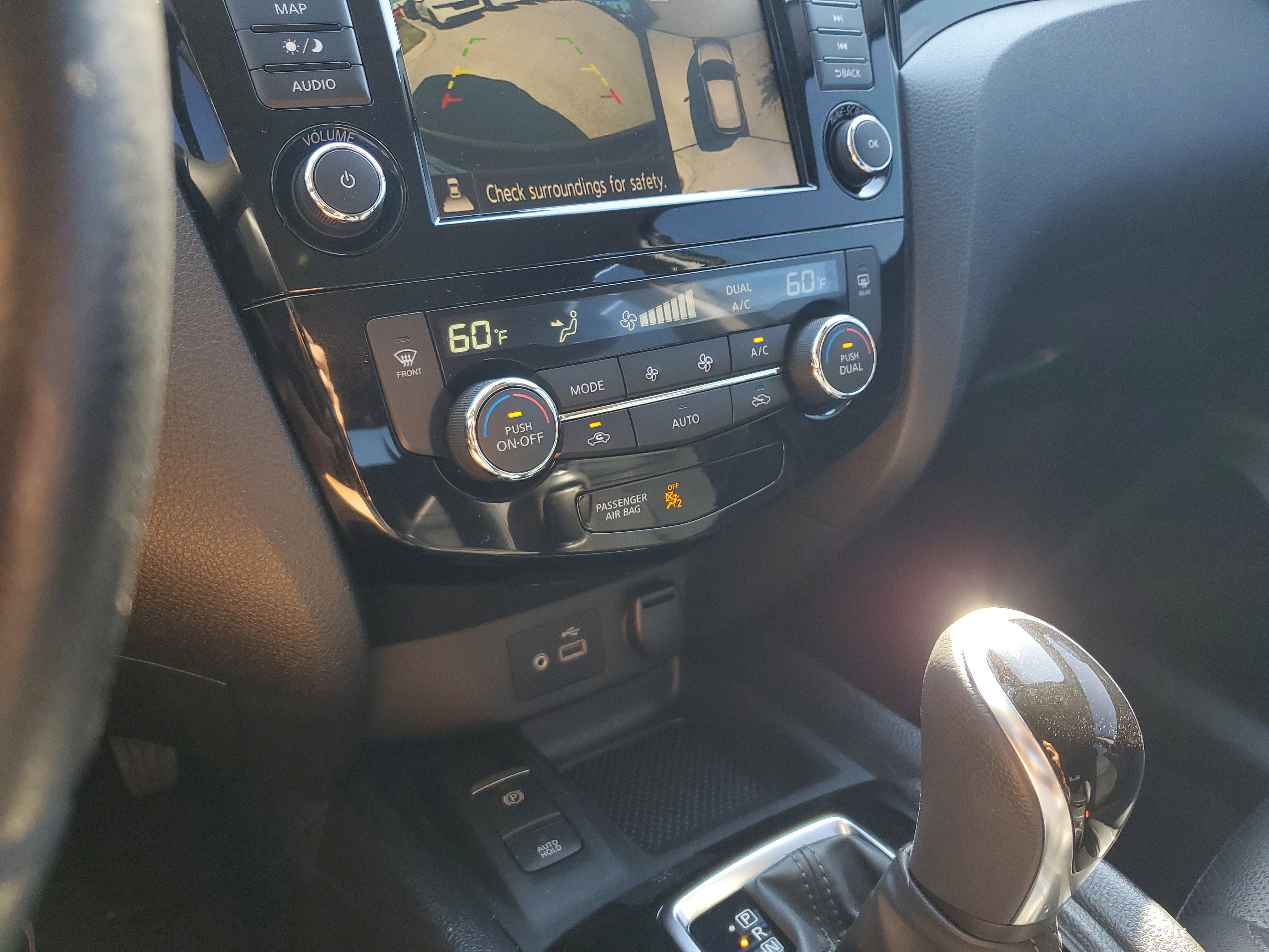 Used 2021 Nissan Rogue Sport SL image 29