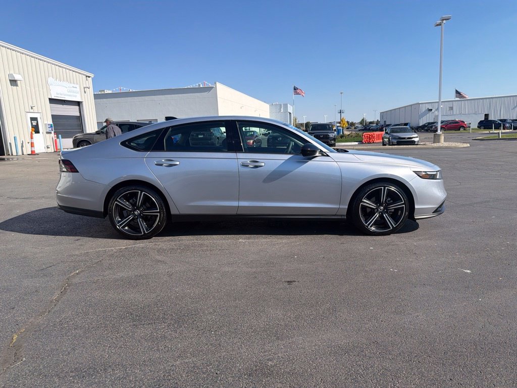 Certified 2026 Honda Accord SE image 8