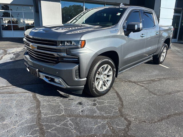 Used 2019 Chevrolet Silverado 1500 High Country w/ Technology Package AWD/4WD image 8