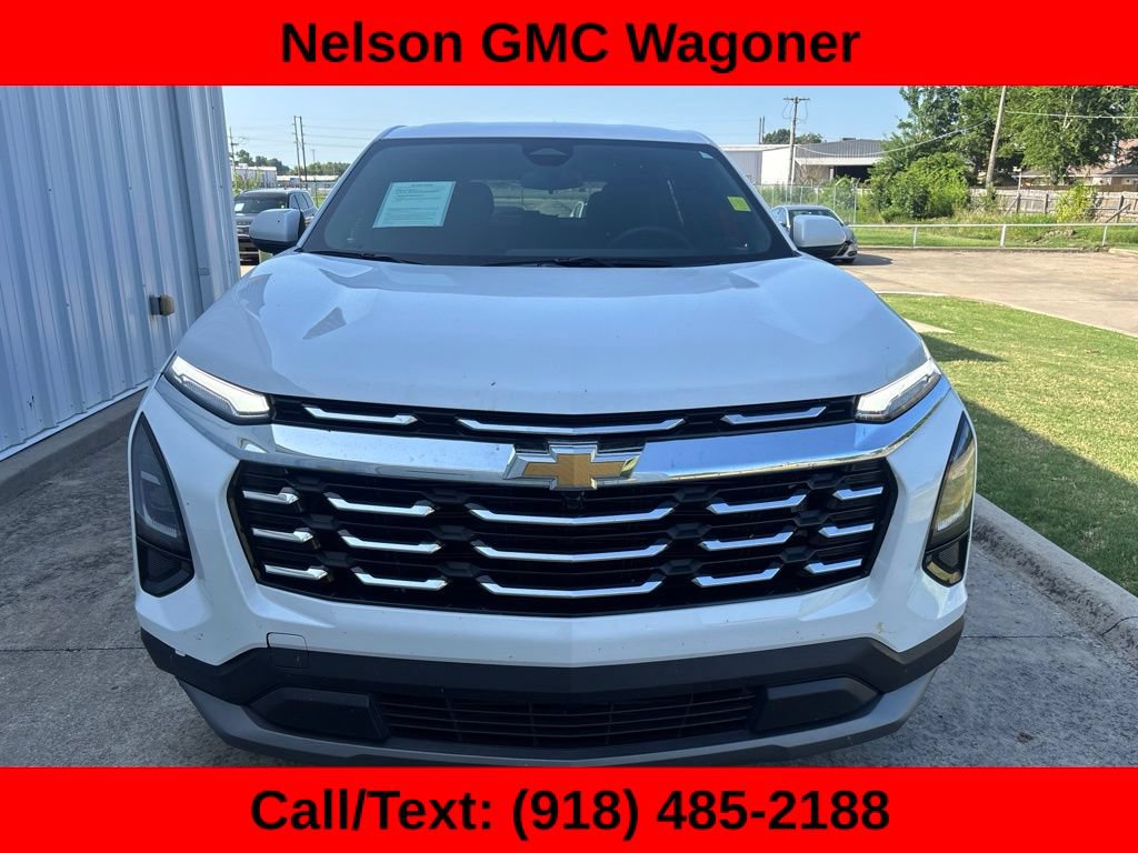 Used 2026 Chevrolet Equinox LT FWD image 2