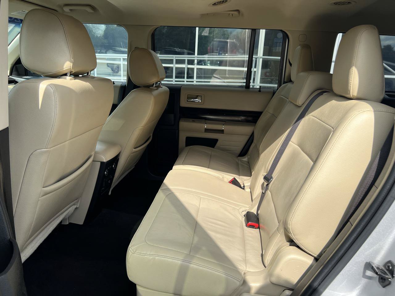 Used 2017 Ford Flex SEL w/ Equipment Group 202A AWD/4WD image 12