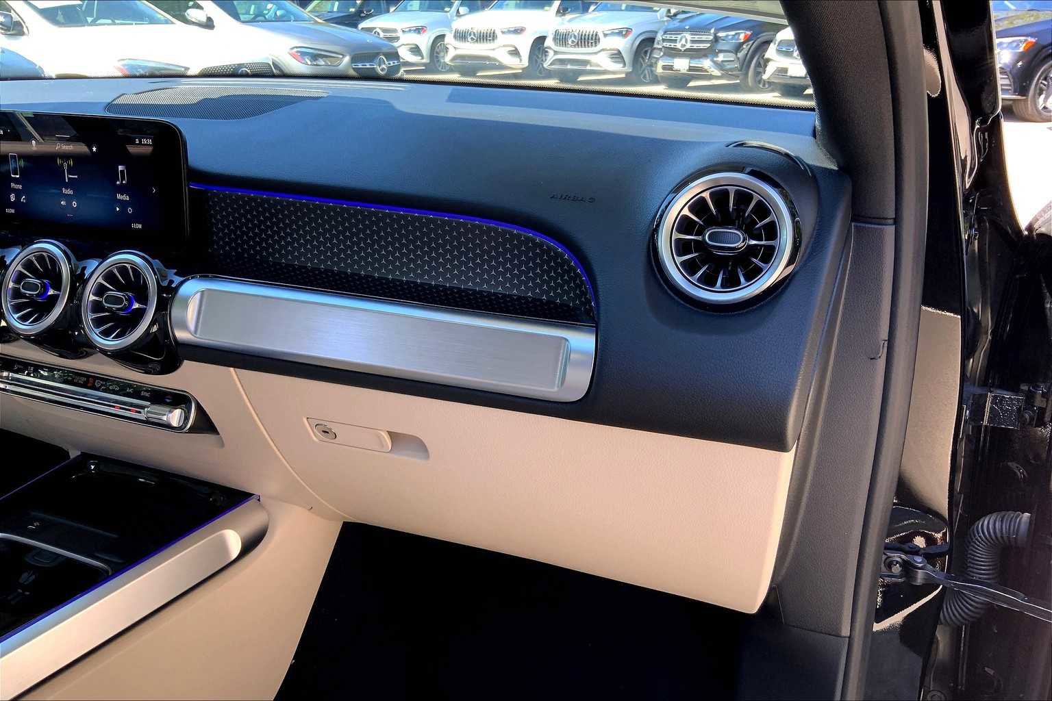 Certified 2026 Mercedes-Benz GLB 250 GLB 250 image 10