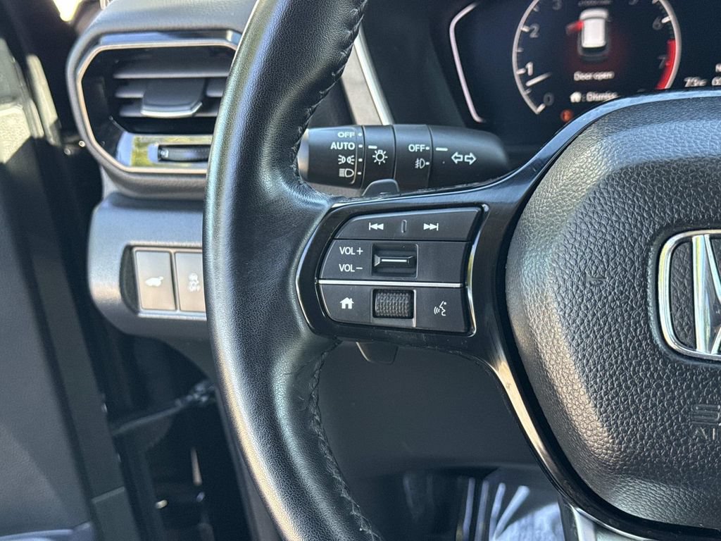 Certified 2023 Honda Pilot EX-L image 11