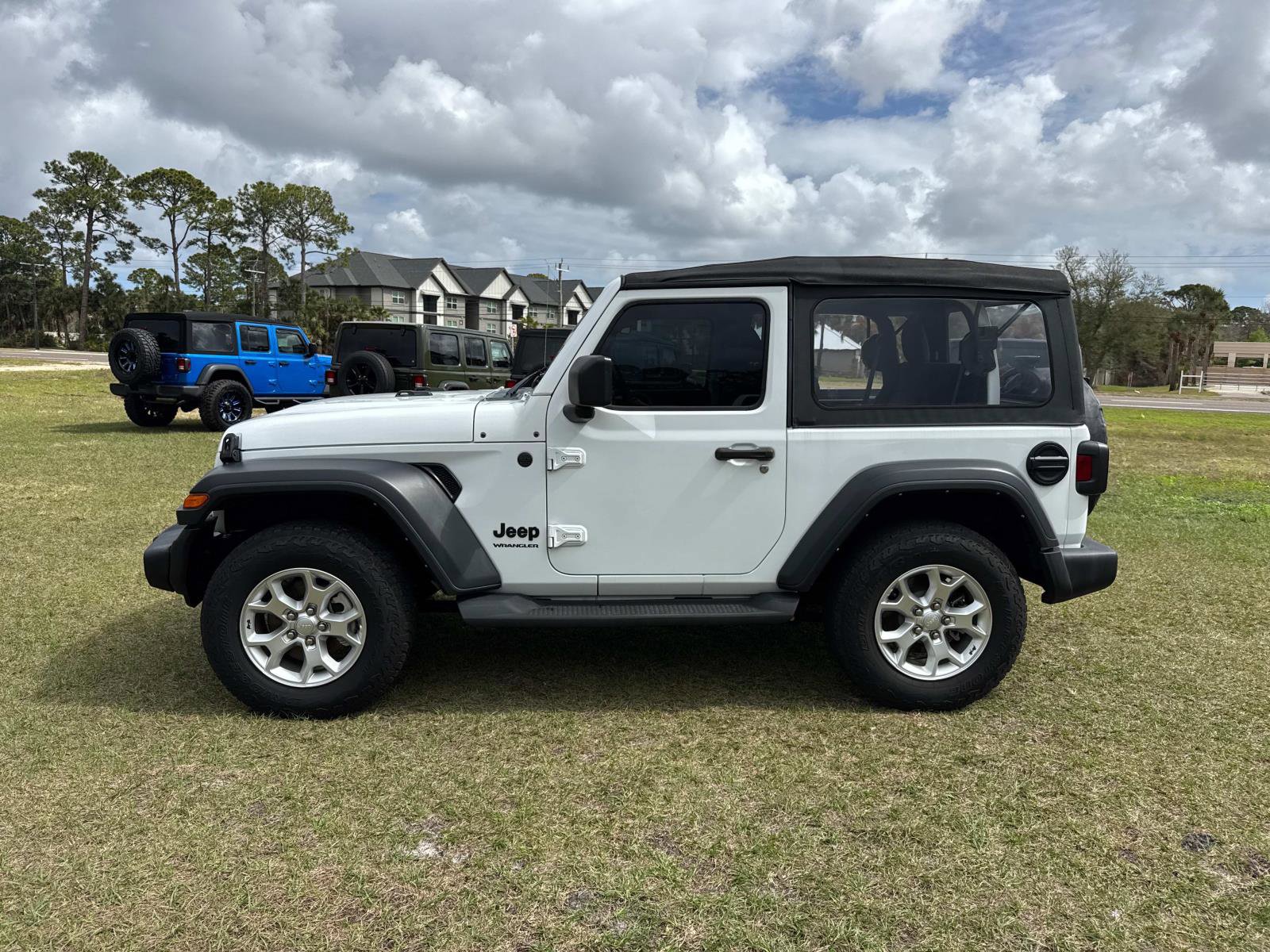 Certified 2022 Jeep Wrangler Sport image 6