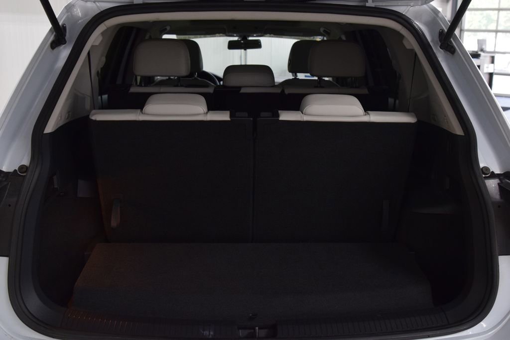 Used 2019 Volkswagen Tiguan SE w/ Panoramic Sunroof Package AWD/4WD image 22
