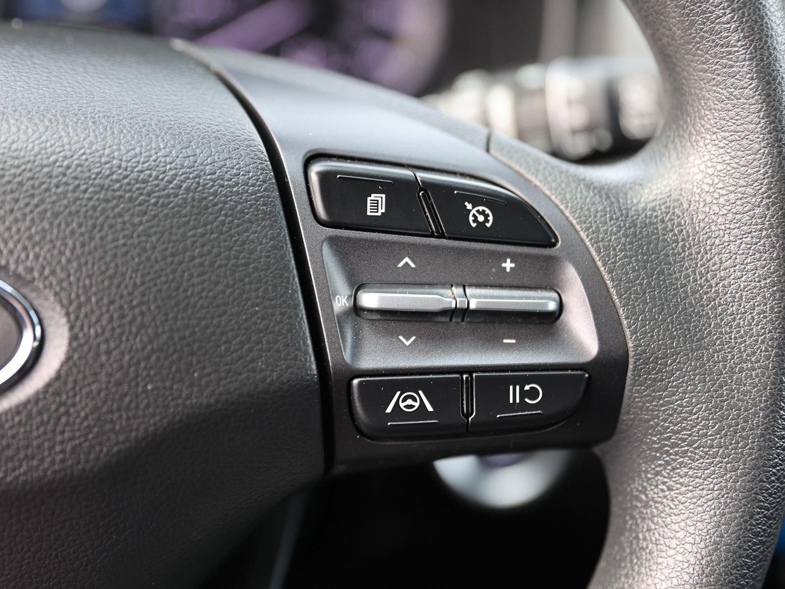 Certified 2023 Hyundai Kona SEL image 35