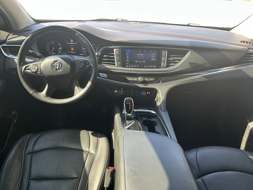 Used 2021 Buick Enclave Avenir w/ Avenir Technology Package FWD image 9